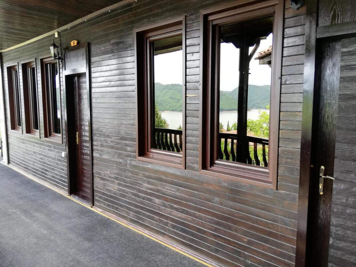 Trifon Zarezan Family Hotel Glavatartsi Exterior foto