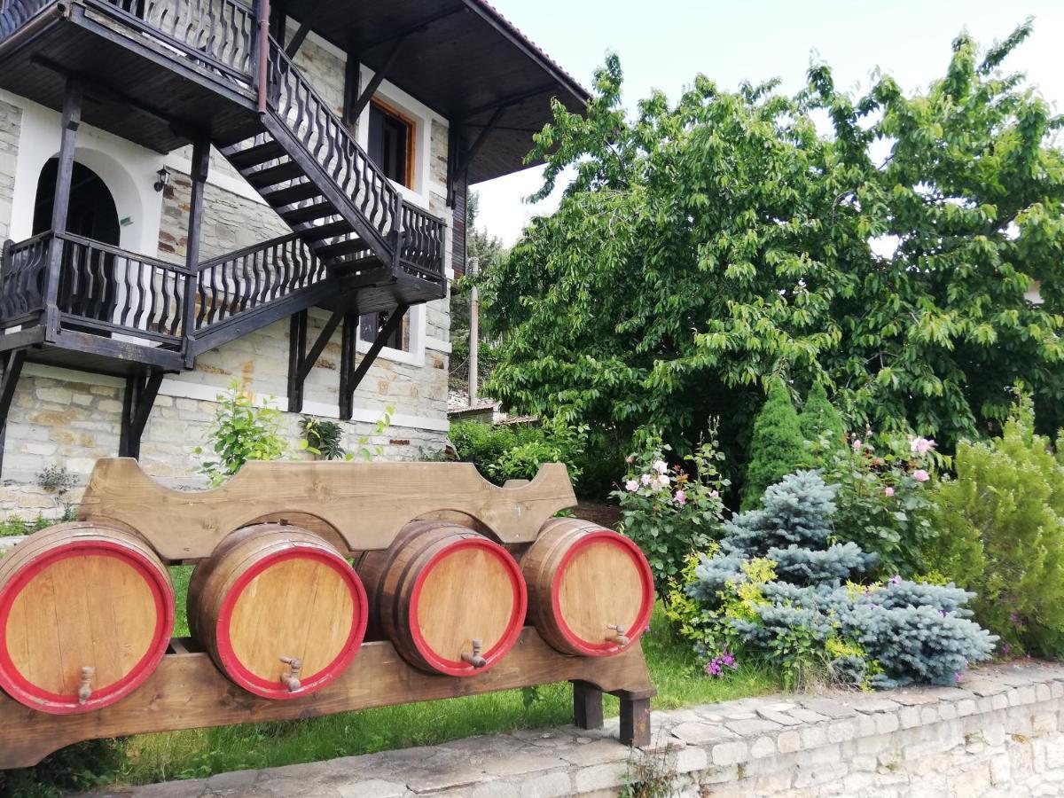 Trifon Zarezan Family Hotel Glavatartsi Exterior foto