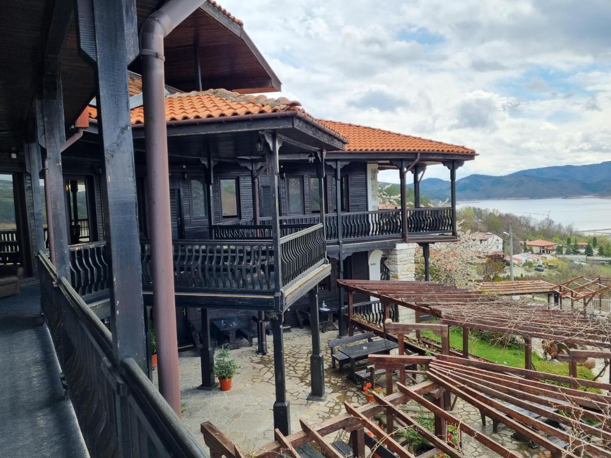 Trifon Zarezan Family Hotel Glavatartsi Exterior foto